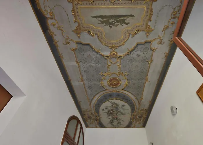 Grenier Blanc - Elegante Mansarda Apartment