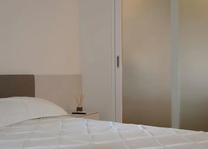 Apartment Grenier Blanc - Elegante Mansarda