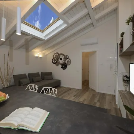 Apartmán Grenier Blanc - Elegante Mansarda