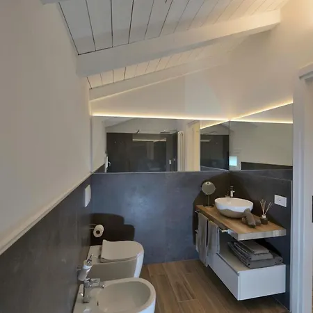 Grenier Blanc - Elegante Mansarda