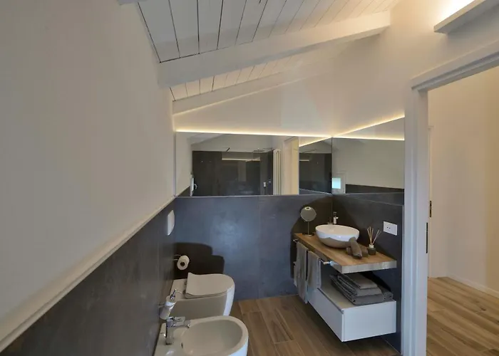 Grenier Blanc - Elegante Mansarda