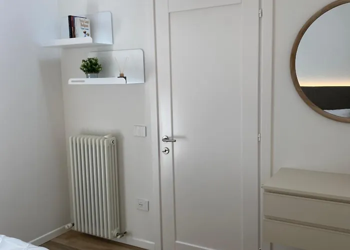 Grenier Blanc Elegante Mansarda 2 5 Ospiti *