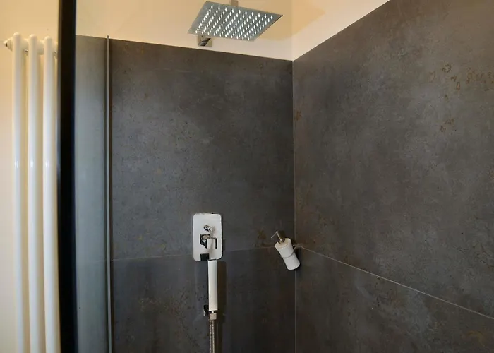 Grenier Blanc - Elegante Mansarda Appartement